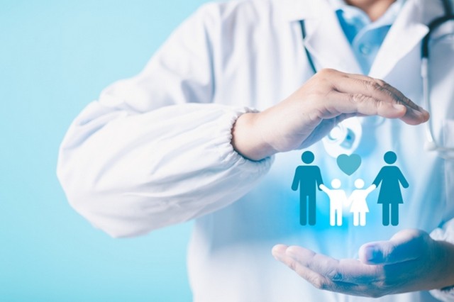 A Magyar Gyermekorvosok Társasága átadta a gyermekgyógyászati díjakat