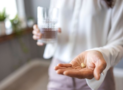 Nem mindegy, mikor veszi be a B12-vitamint: egy gyakori reggeli szokás ronthatja a felszívódását című cikk nyitóképe