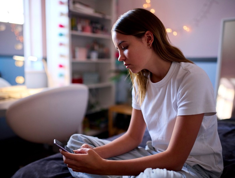 sadfishing közösségi média tinédzser tini