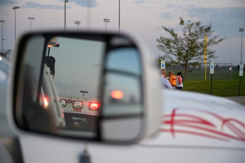 Ittas volt annak a kocsinak a sofőrje, ami először egy személyautónak, majd egy kismamát szállító mentőautónak ütközött ma reggel Budapesten, a repülőtéri gyorsforgalmi úton.