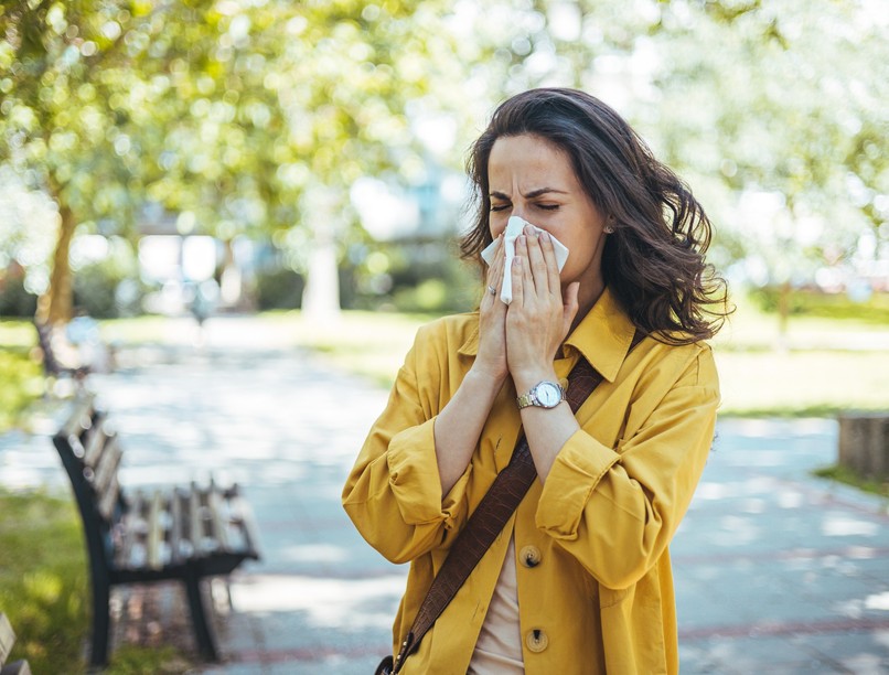 parlagfű, allergia, orrfolyás, szemviszketés