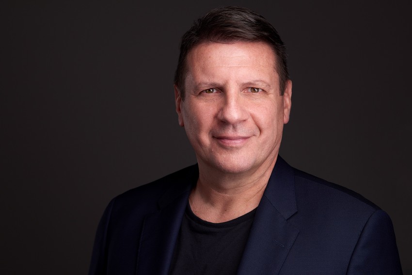 Dr Pap Peter:  „Szép az, amikor a nő önmagával elégedett, és nem a megfelelési kényszer hajtja, amikor harmóniát képez a teste és a lelke. Ez a szép, ezt jelenti a szépség, és ez lenne a helyes” - véli az orvos.