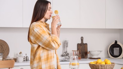 Ez a leggyakoribb hiba vízivás közben – a veséi fizetnek meg érte! című cikk nyitóképe