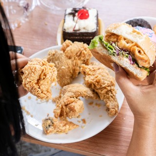 Mire utal a kényszeres túlevés? című cikk nyitóképe