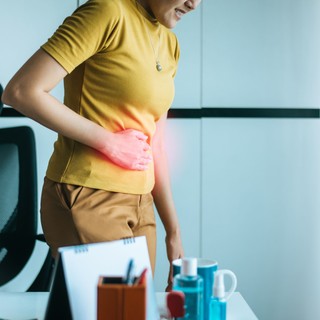 Jobb oldali hasi fájdalom - ekkor okozhatja epegörcs című cikk nyitóképe