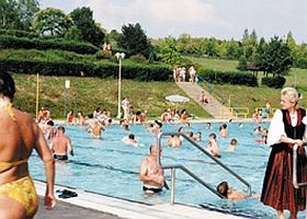 Fürdőkomplexumot adtak át Bükkszéken