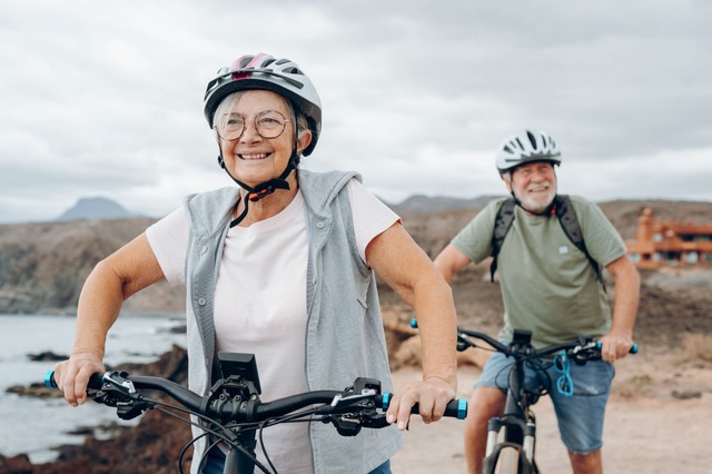Így maradhat egészséges és erős idős korában is - ez a titkuk a kék zónákban élőknek