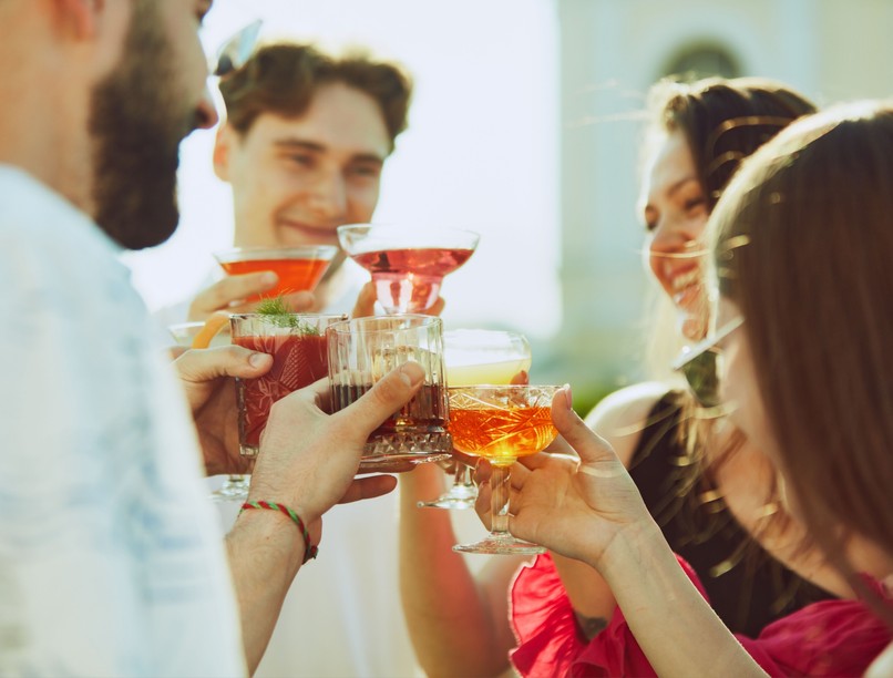 alkohol károsít máj mennyi ital kutatás