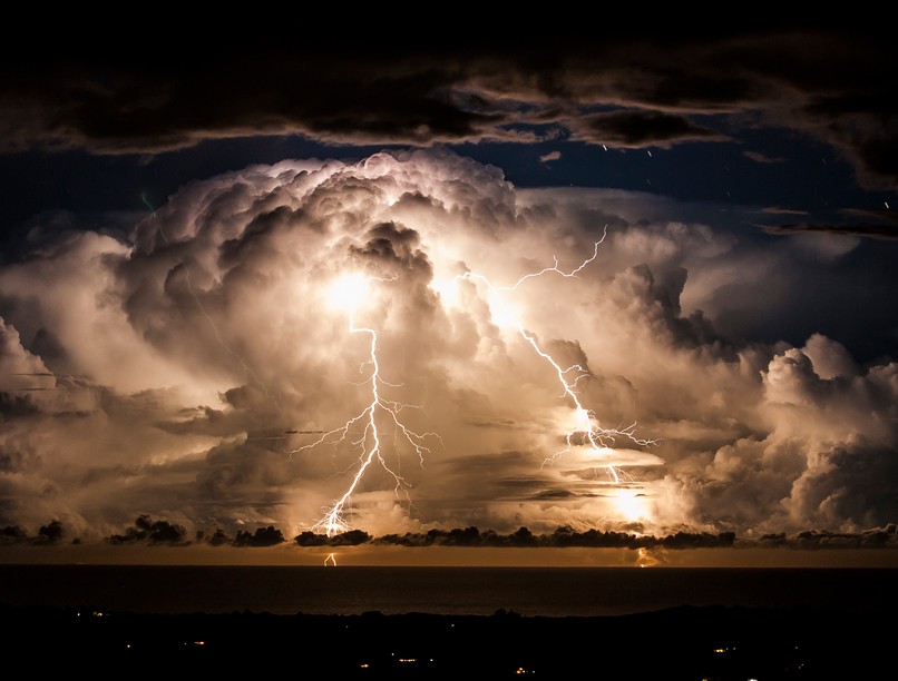 zivatar, lehülés, vihar, eső, front, időjárás