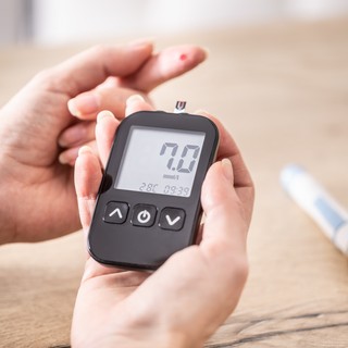 Hogyan lehet kordában tartani a vércukorszintet otthon? című cikk nyitóképe