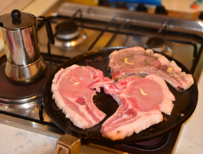 ételmérgezés, sült karaj orvos válaszol