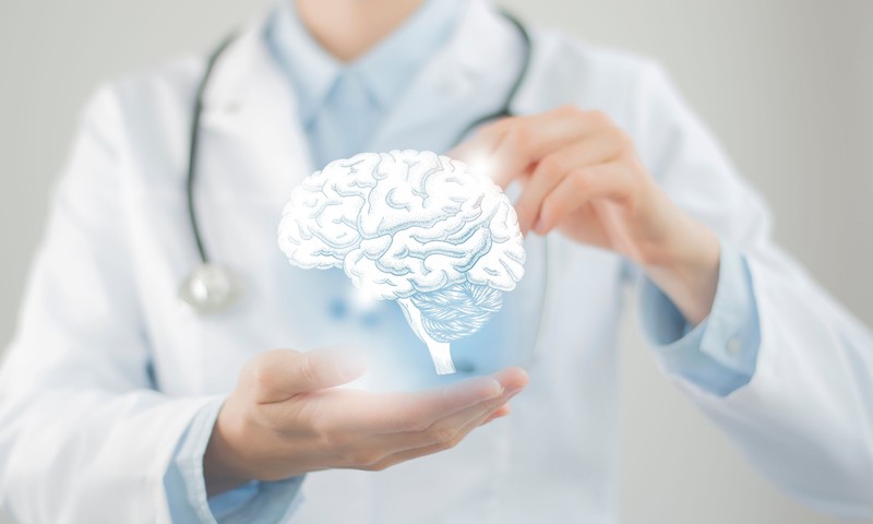 Élő emberi agyszöveteken kísérletezik ki a neurodegeneratív betegségek elleni hatóanyagot