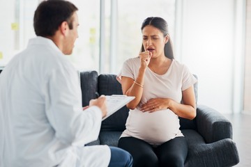 Azt hitte, csak a terhesség miatt van rosszul, de kiderült, súlyos tüdőrákkal küzd