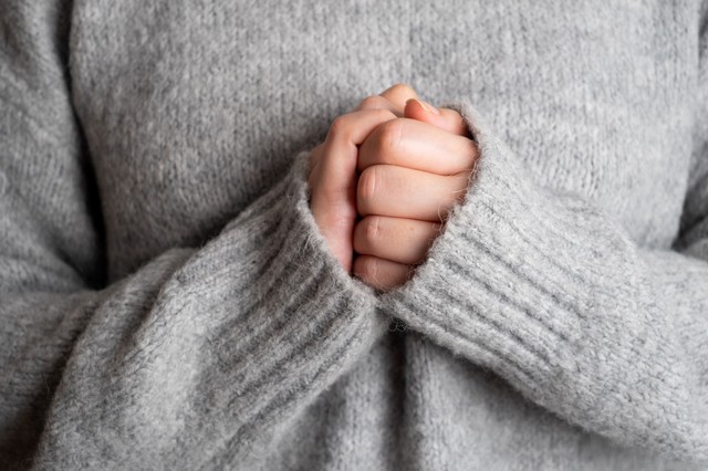 Fázik a keze a hideg téli időben? Csináljon úgy, mint egy totyogó pingvin! 