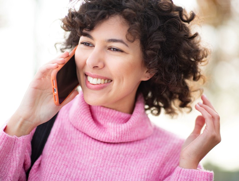 Mit jelent pszichológia szerint beszéd közben haj babrálás