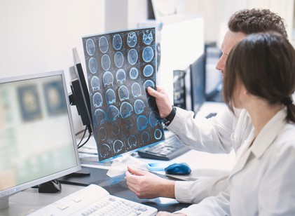 PTE-kutatás: közelebb kerülhetünk az epilepszia és a Parkinson-kór pontosabb felismeréséhez című cikk nyitóképe