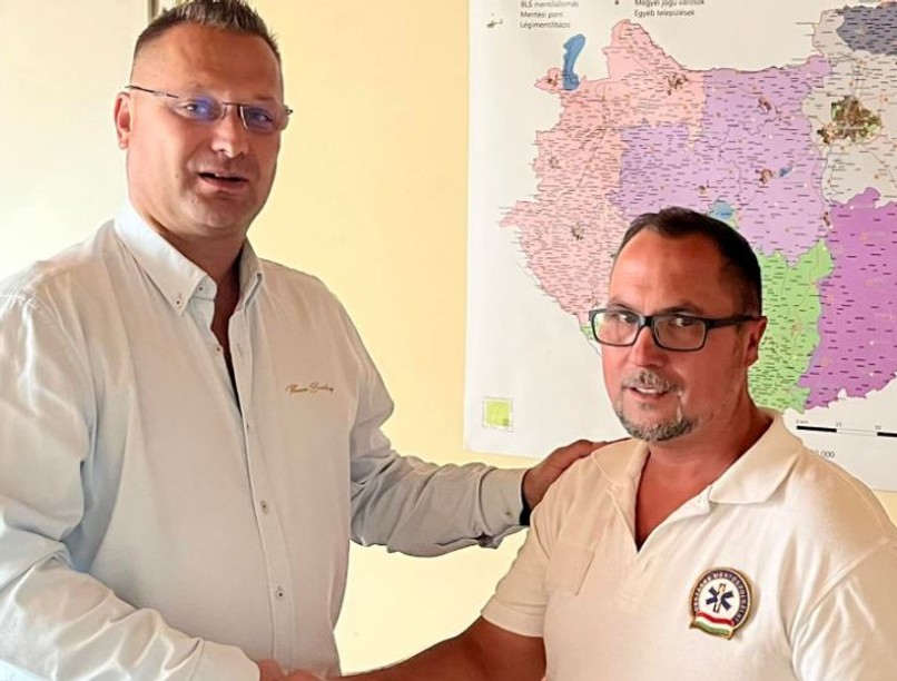 sürgősségi, lódarázs, mentő, víztározó