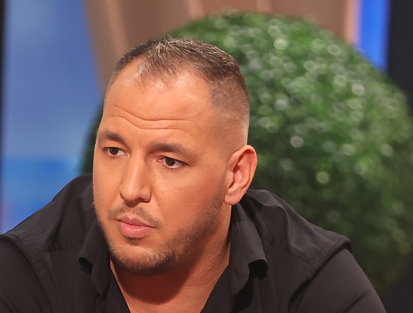 Curtis édesanyja, hazaszállítás NNGYK