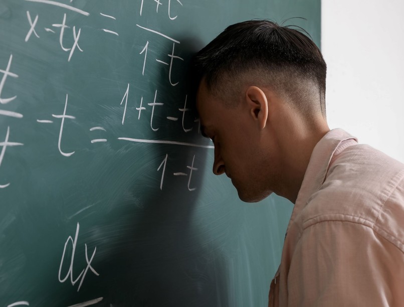 kiégés magyar pedagógus tünet kutatás