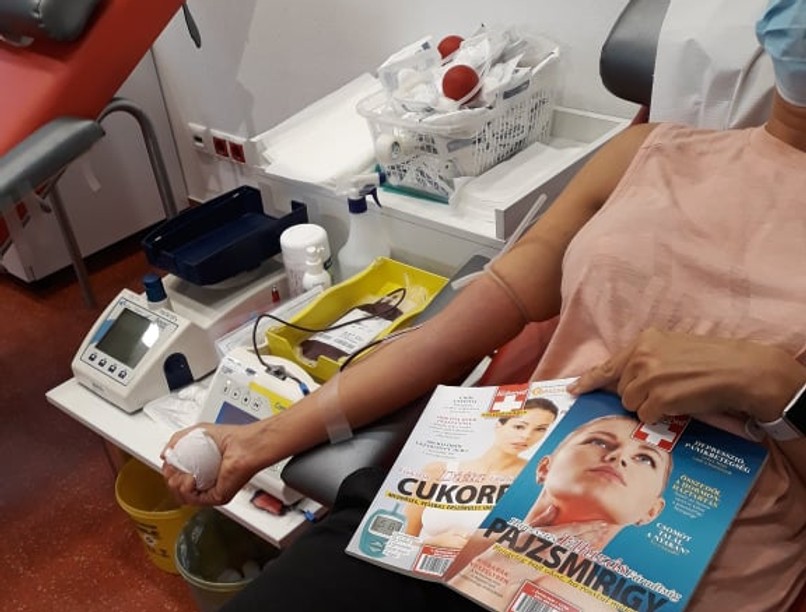 ajándék magazin a véradóknak