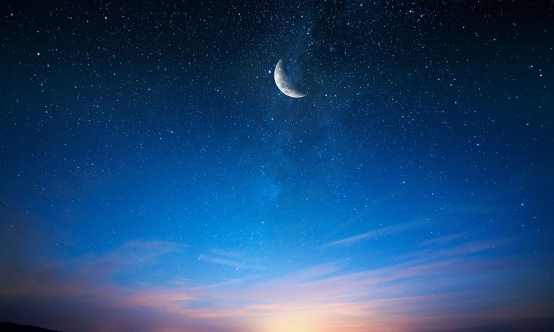 Jobb, ha felnéz az égre: különleges jelenség mutatja meg magát az esti égbolton