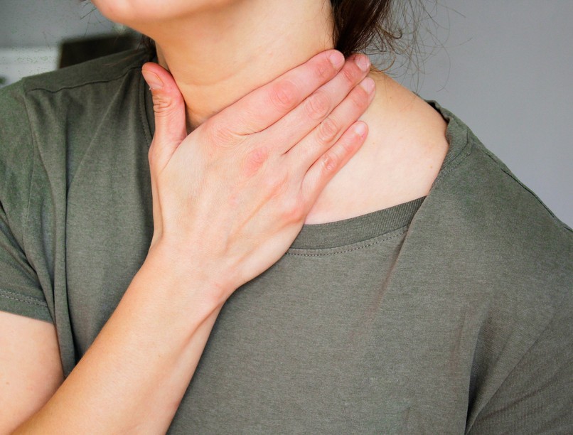 egyoldali nyirokcsomó-duzzanat jele oka