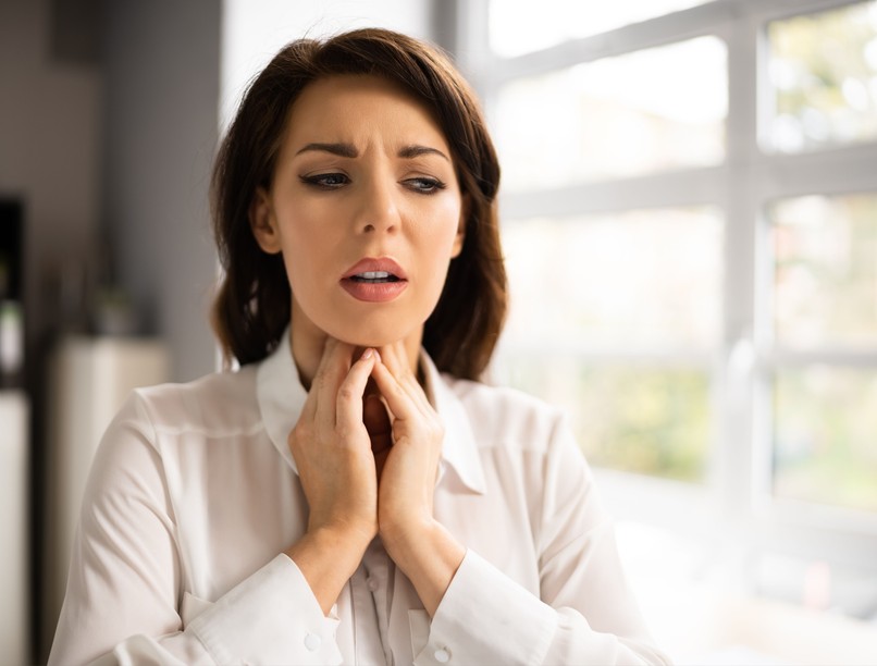 gégerák tünet jel fülfájás