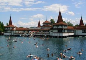 A hévízi gyógyvíz titka: meg is ihatjuk!