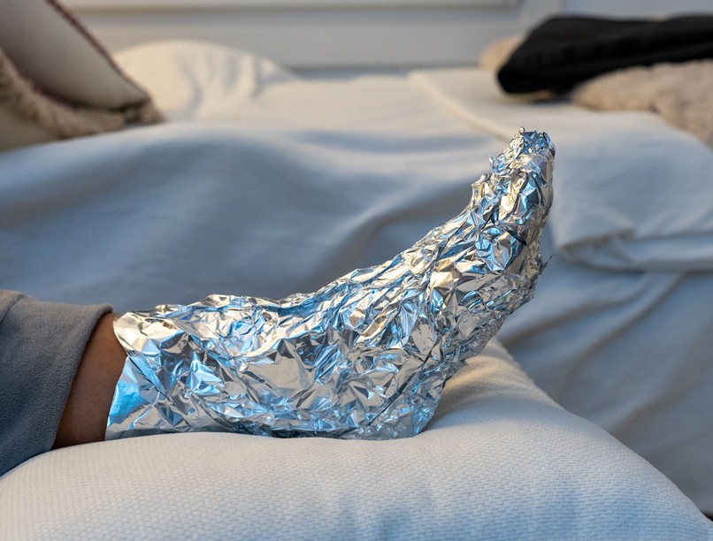 lábfej alufólia hideg tél