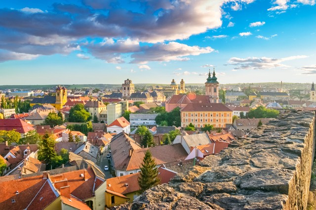 Koronavírus: ezen a 11 megyeszékhelyen várható a fertőzöttek számának emelkedése