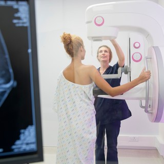 Tényleg káros a mammográfia vizsgálat? Vakcinainfó - Az orvos válaszol című cikk nyitóképe