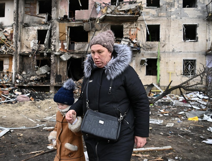 Ukrajna, segítségnyújtás Ukrajna, háború, gyerekek