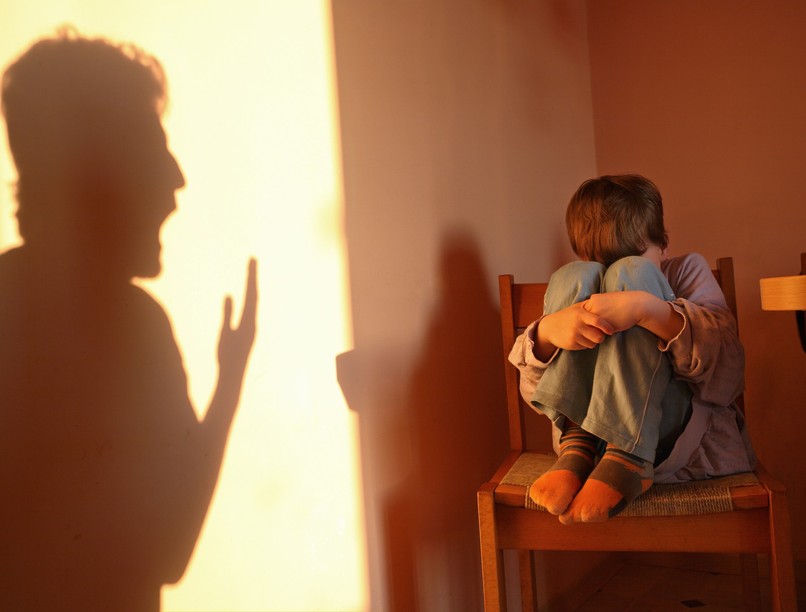 gyerek, erőszak, családon belüli erőszak, gyermekvédelem