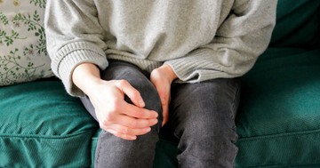  Makacs, nem múló térdfájás: ezek a módszerek segíthetnek 