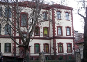 Magyar virtus: feküdjünk kórházban?!