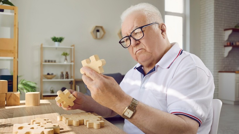 mi az Alzheimer-kór 5 korai figyelmezető jel tünet kezelés