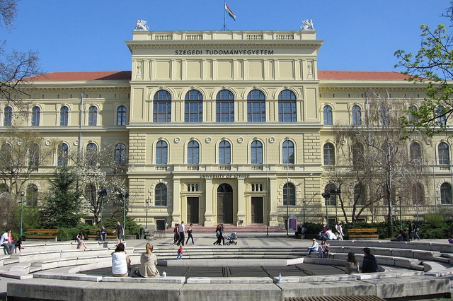 A szegedi Tudományegyetem fogja segíti a vajdasági zentai kórházat