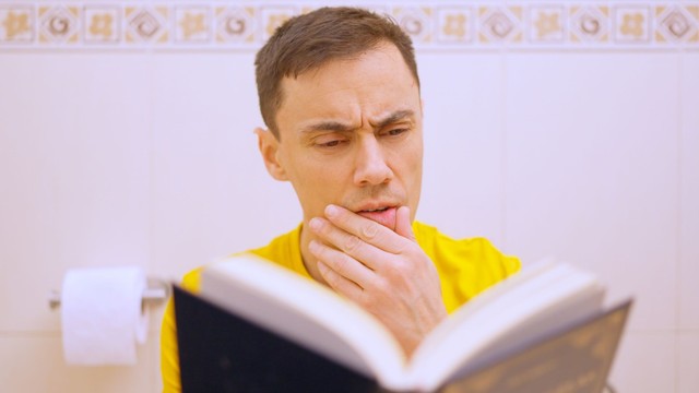 Apró reggeli szokás, ami mindent megváltoztat: a gasztroenterológusok szerint ez a rendszeres széklet titka