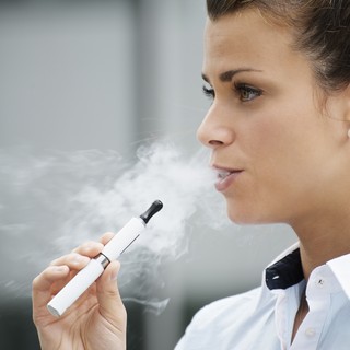 Ártalmas, vagy valóban jó? Tévhitek az e-cigarettáról című cikk nyitóképe