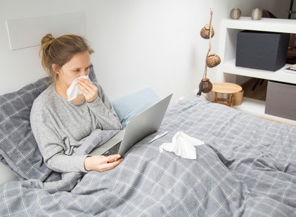 Ezek a testi tünetek jelzik, hogy penész van a lakásban című cikk nyitóképe