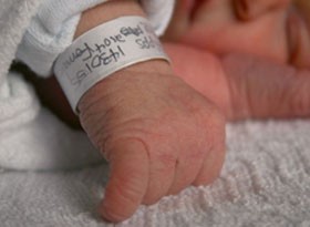 Hogyan tudunk spórolni a babaruhán?