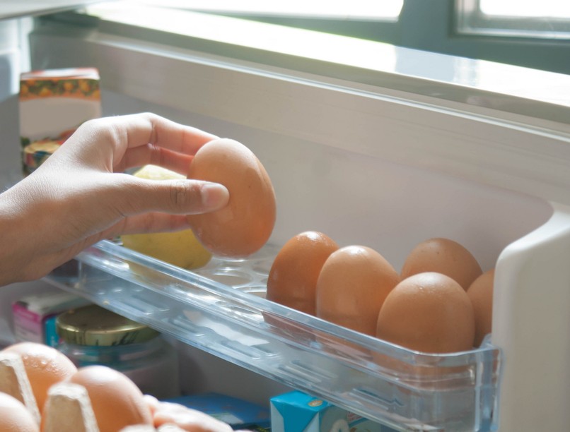 tojás, tárolása, hűtés, hűtőajtó