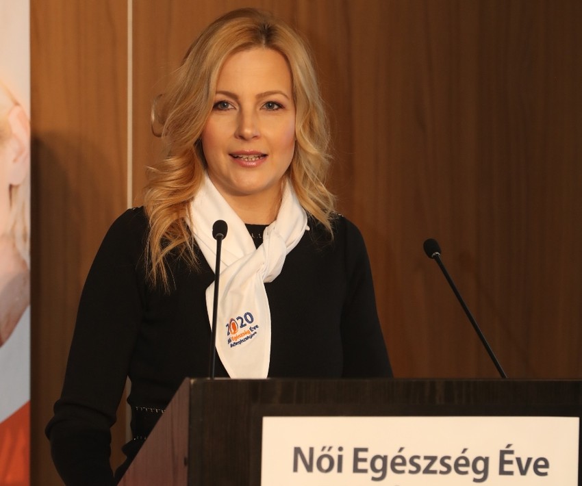 dr. Várkonyi Andrea, a Női Egészség Éve 2020 kampányindító sajtótájékoztató moderátora