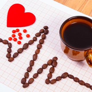 Rendszeresen kávézik? Bizonyos gyógyszerek hatásán módosíthat a koffein! című cikk nyitóképe