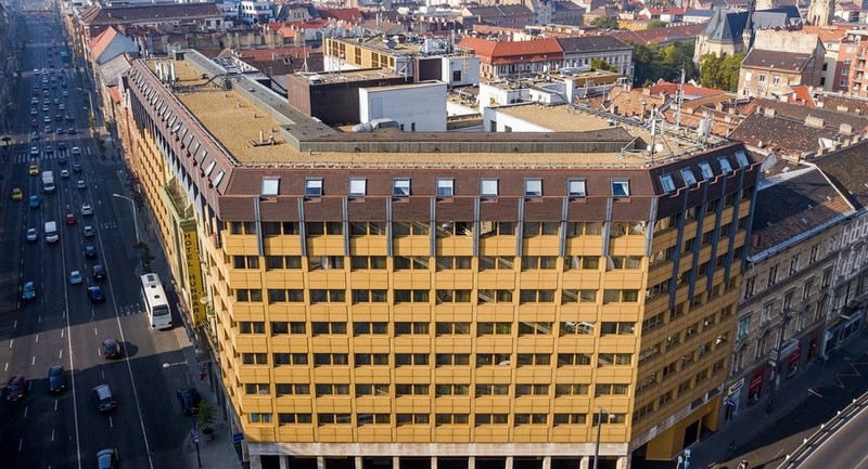 Ezért tárta ki ajtaját a menekültek előtt a Danubius legnagyobb szállodája