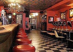 A vendéglátóiparban több az alkoholista