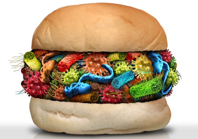 A liszteriózisnak viszonylag hosszú a lappangási ideje, akár két hónap is eltelhet a szennyezett élelmiszer és az első tünetek megjelenése között. 