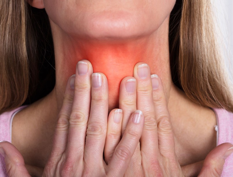 Pajzsmirigy alul- vagy túlműködés jele