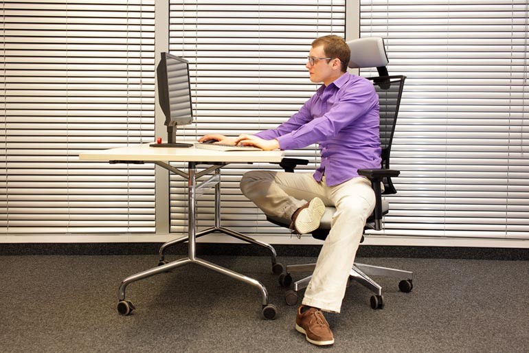 A kínzó panaszok - hátfájás, a nyak-, a kar- és a derékfájás - megelőzhetők