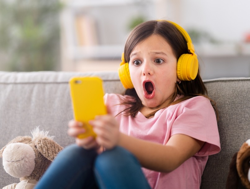 biztonságos internet kibertér gyermekmentő